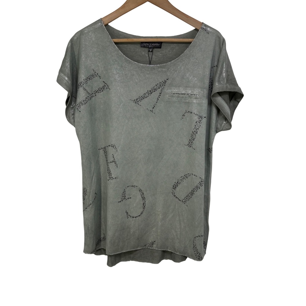 Flora & Ashley Womens Metallic Sage Green Leopard Alphabet Print Tunic Top M